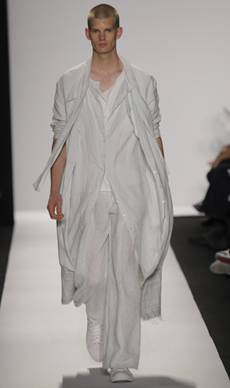 Juhyun Vivi Park - NY Fashion Week Spring 2012 - Runway 33