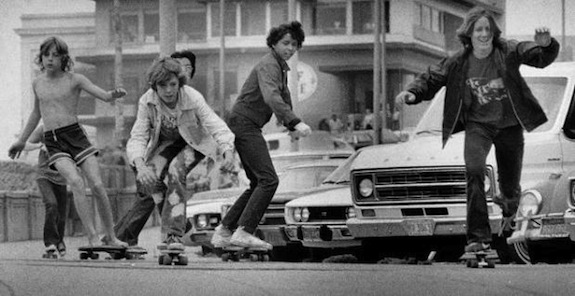 skatecliffhouse.JPG Kids skateboard down the hill near the Cliff House in San Francisco. July 16, 1976. (Susan Ehmer/Chronicle 1976)