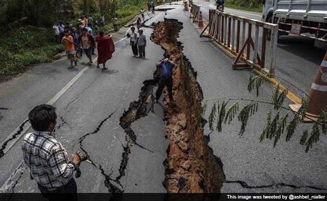 A broken road resulting from the earthquake in Nepal. Image: http://i.ndtvimg.com